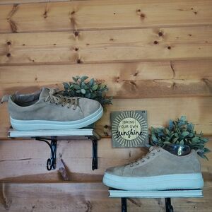 J/SLIDES NYC Noca Platform Sneakers Tan Beige Suede Leather Shoes Anthro Sz 11 M